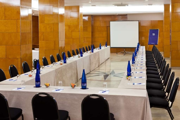 Hotel NH Luz Huelva